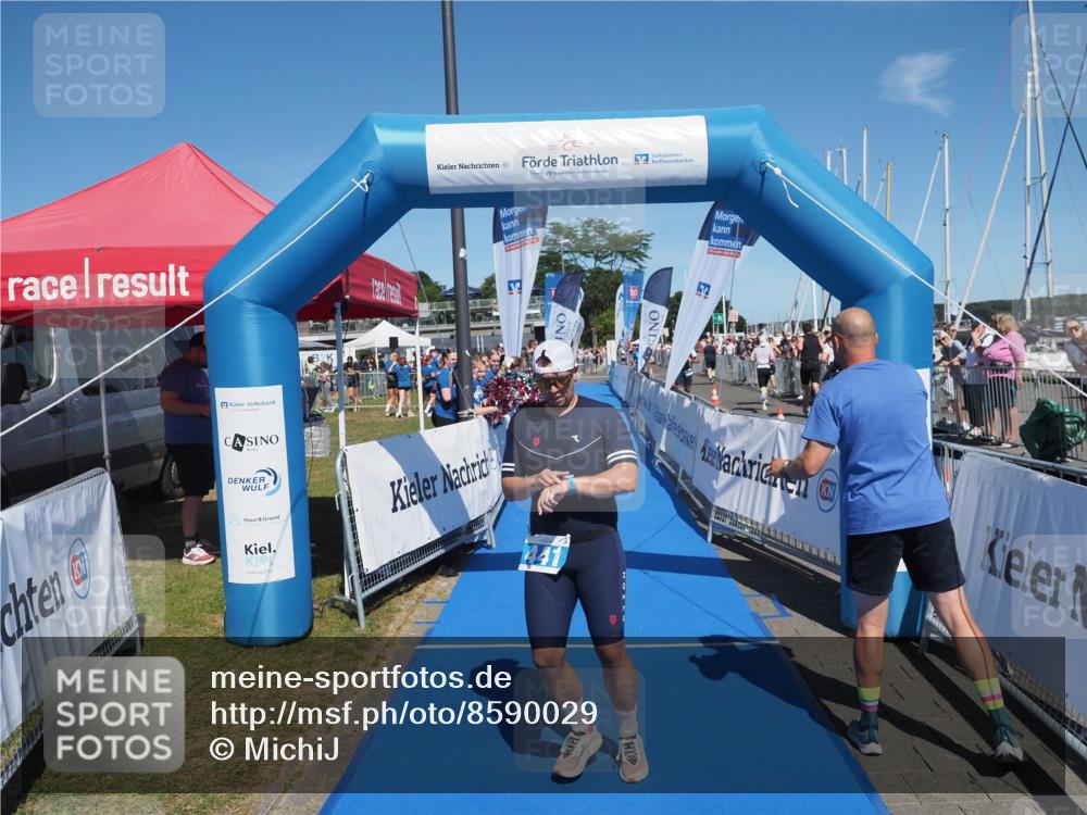 17.08.2025 - KN Förde Triathlon 2025 MichiJ http://msf.ph/oto/8590029 17.08.2025 13:48:46 Laufen 441 meine-sportfotos.de