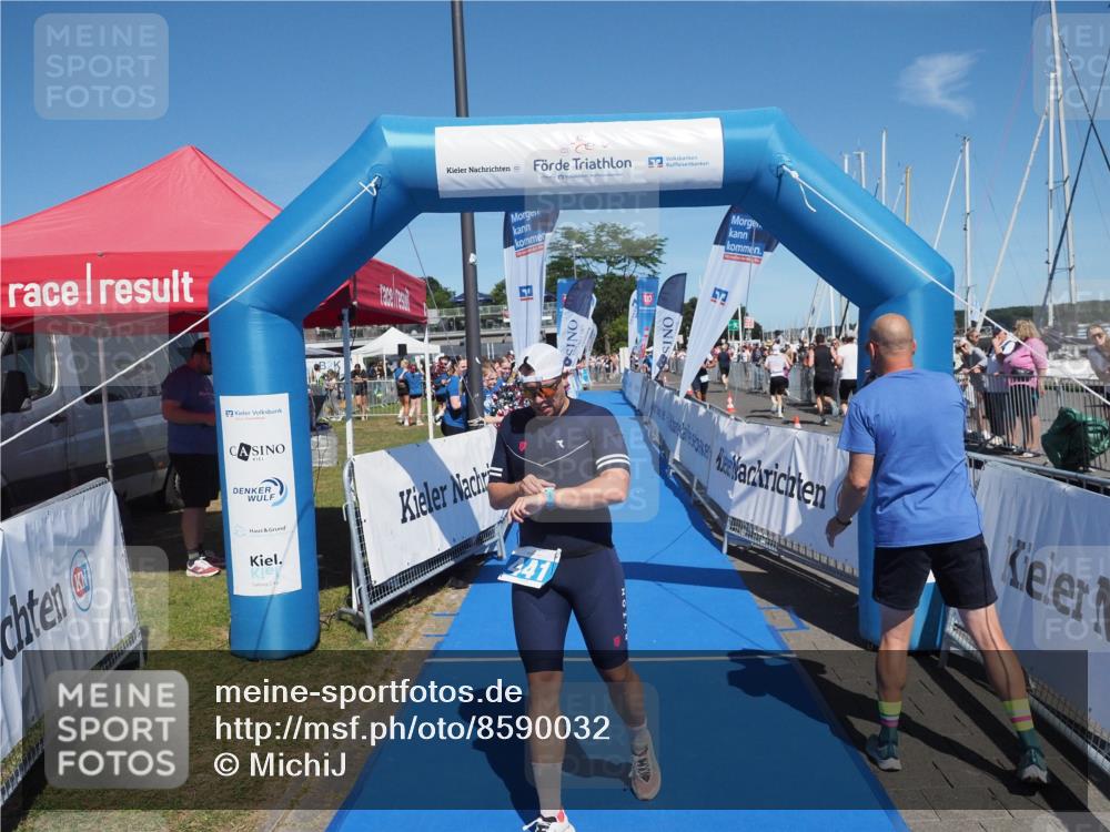 17.08.2025 - KN Förde Triathlon 2025 MichiJ http://msf.ph/oto/8590032 17.08.2025 13:48:46 Laufen 441 meine-sportfotos.de