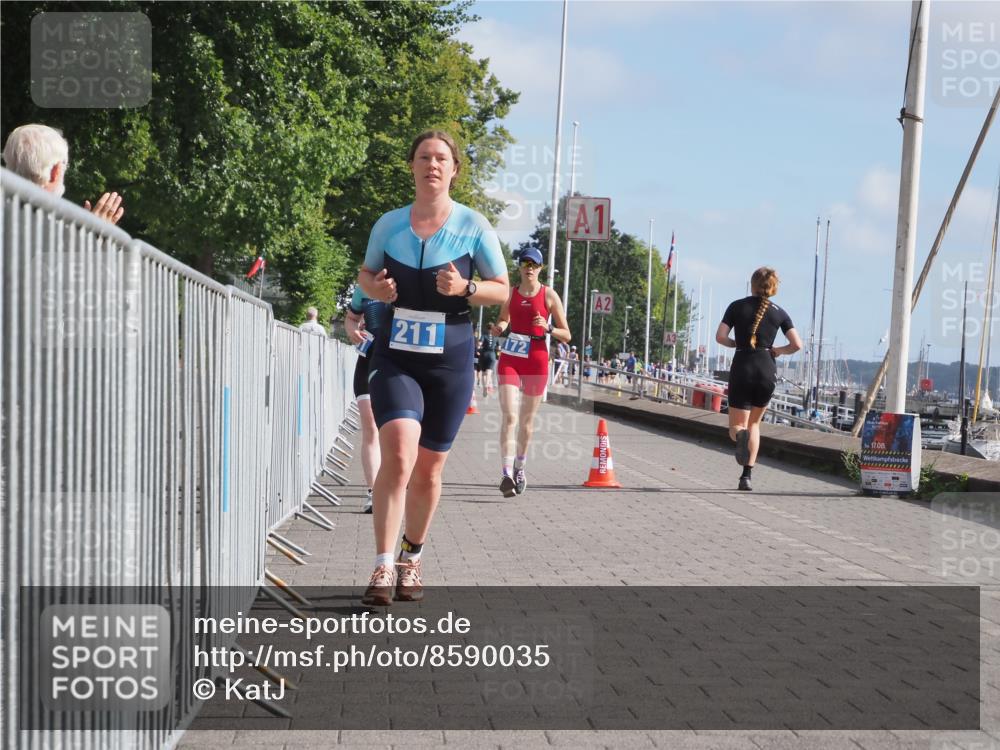 17.08.2025 - KN Förde Triathlon 2025 KatJ http://msf.ph/oto/8590035 17.08.2025 10:16:53 Laufen 131, 151, 172, 184, 211 meine-sportfotos.de