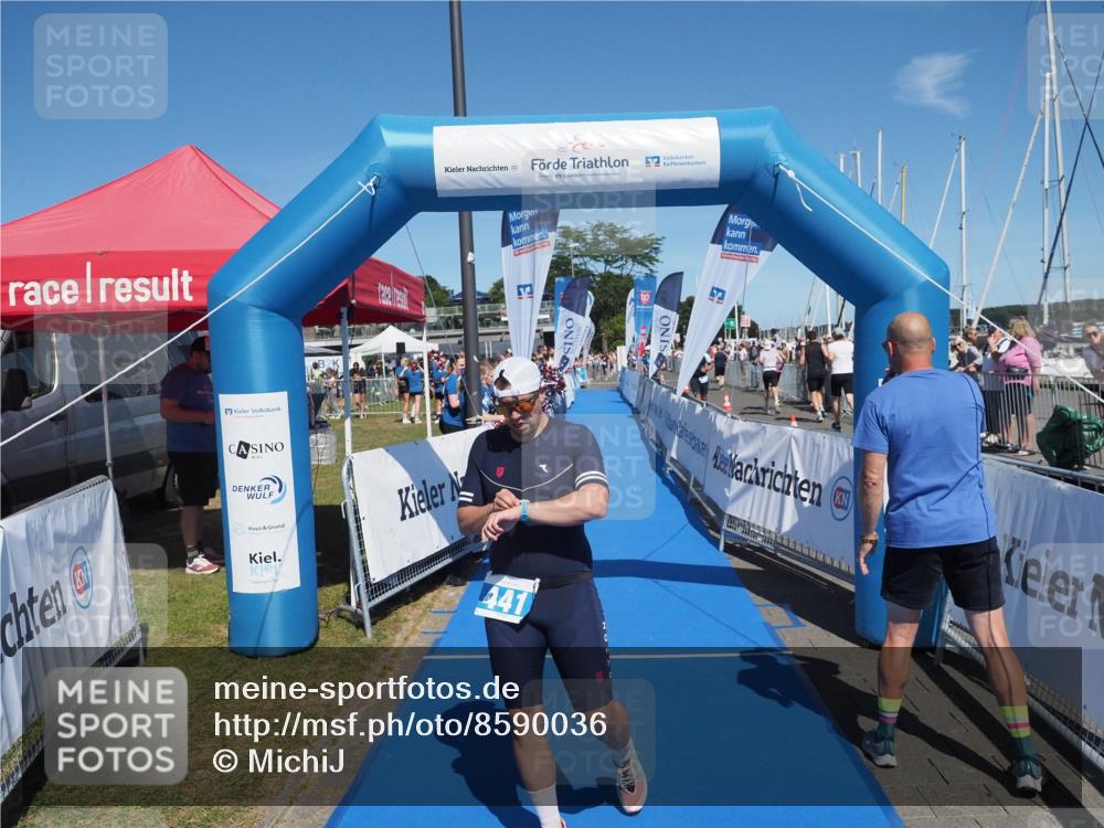 17.08.2025 - KN Förde Triathlon 2025 MichiJ http://msf.ph/oto/8590036 17.08.2025 13:48:46 Laufen 441 meine-sportfotos.de