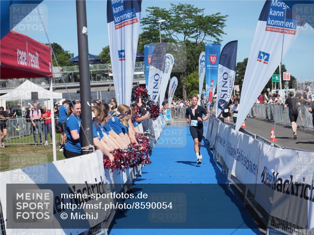 17.08.2025 - KN Förde Triathlon 2025 MichiJ http://msf.ph/oto/8590054 17.08.2025 13:48:57 Laufen 440 meine-sportfotos.de