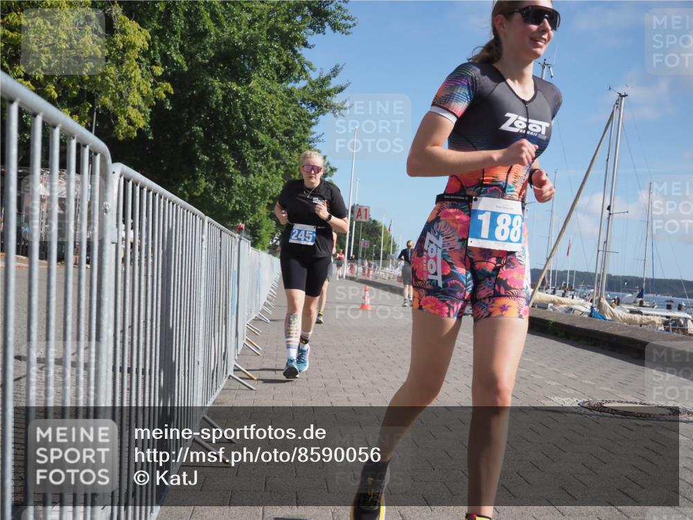 17.08.2025 - KN Förde Triathlon 2025 KatJ http://msf.ph/oto/8590056 17.08.2025 10:43:55 Laufen 188, 225, 245 meine-sportfotos.de