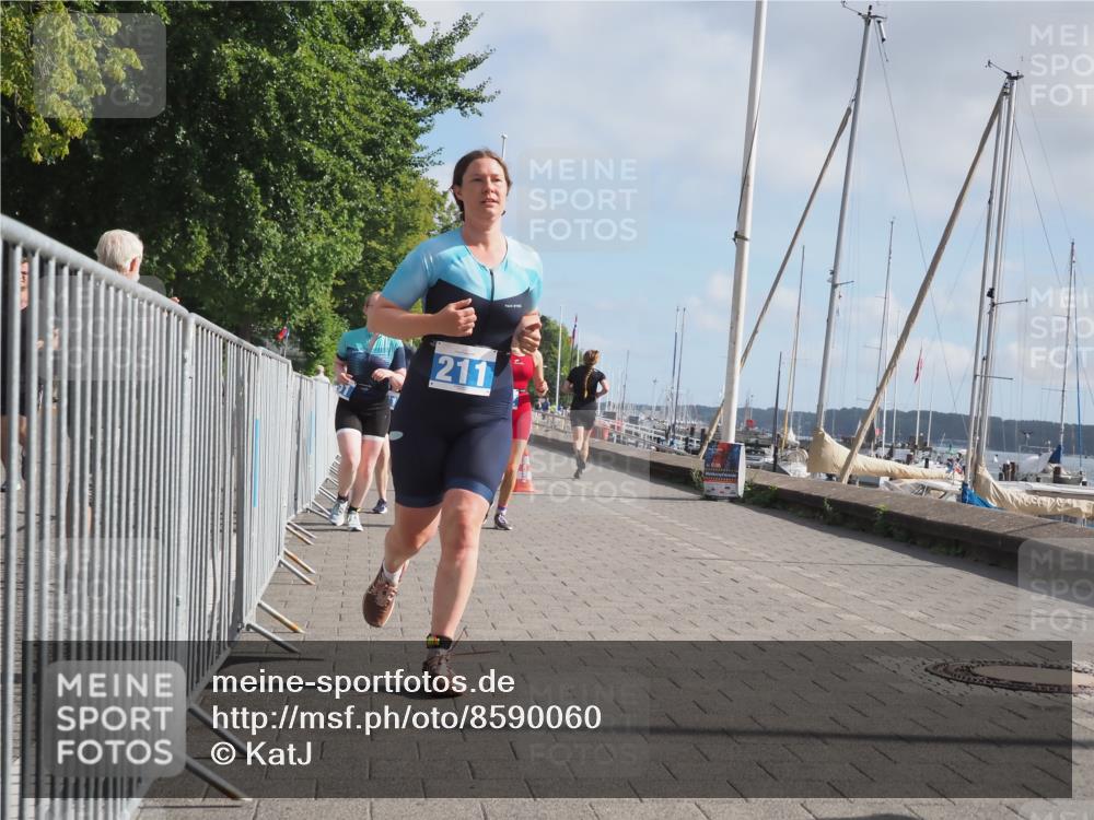 17.08.2025 - KN Förde Triathlon 2025 KatJ http://msf.ph/oto/8590060 17.08.2025 10:16:54 Laufen 131, 151, 172, 182, 184, 211 meine-sportfotos.de