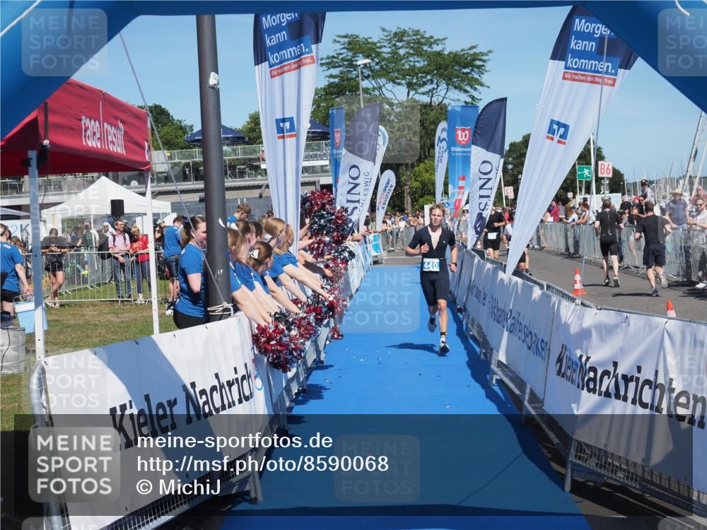 17.08.2025 - KN Förde Triathlon 2025 MichiJ http://msf.ph/oto/8590068 17.08.2025 13:48:57 Laufen 440 meine-sportfotos.de