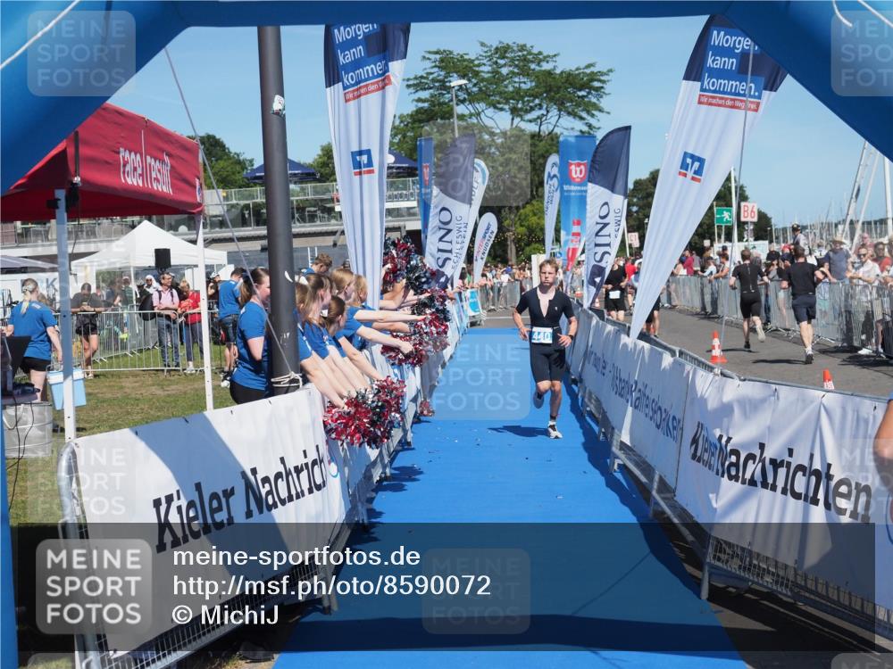 17.08.2025 - KN Förde Triathlon 2025 MichiJ http://msf.ph/oto/8590072 17.08.2025 13:48:57 Laufen 440 meine-sportfotos.de