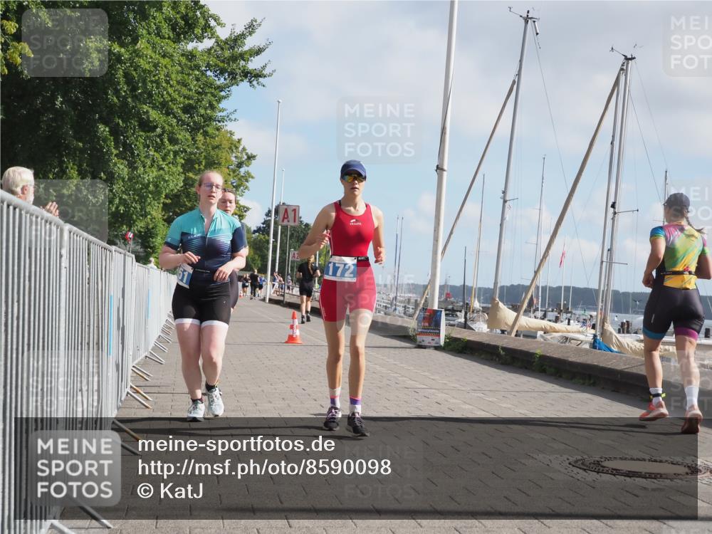 17.08.2025 - KN Förde Triathlon 2025 KatJ http://msf.ph/oto/8590098 17.08.2025 10:16:56 Laufen 131, 151, 172, 182, 211 meine-sportfotos.de