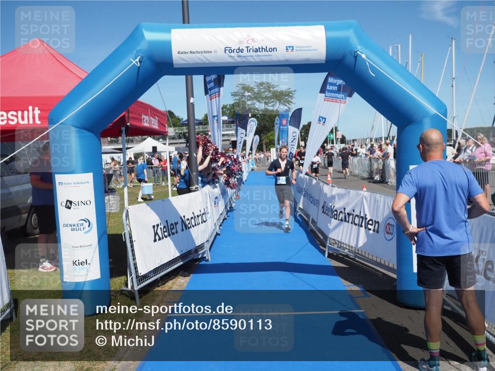 17.08.2025 - KN Förde Triathlon 2025 MichiJ http://msf.ph/oto/8590113 17.08.2025 13:48:59 Laufen 440 meine-sportfotos.de
