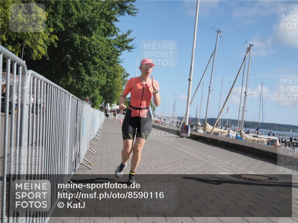 17.08.2025 - KN Förde Triathlon 2025 KatJ http://msf.ph/oto/8590116 17.08.2025 10:43:58 Laufen 225, 245 meine-sportfotos.de