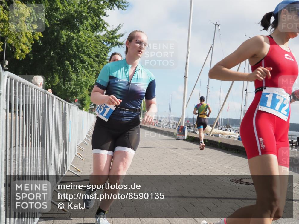 17.08.2025 - KN Förde Triathlon 2025 KatJ http://msf.ph/oto/8590135 17.08.2025 10:16:58 Laufen 131, 151, 172, 182, 211 meine-sportfotos.de