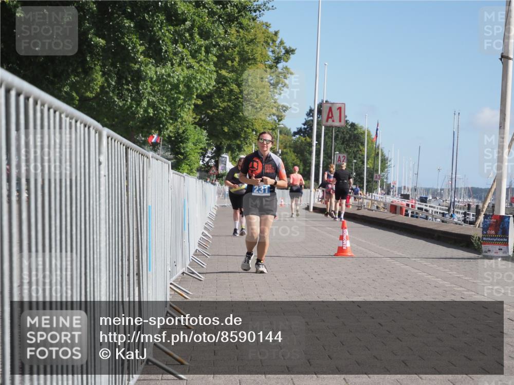 17.08.2025 - KN Förde Triathlon 2025 KatJ http://msf.ph/oto/8590144 17.08.2025 10:44:18 Laufen 231 meine-sportfotos.de