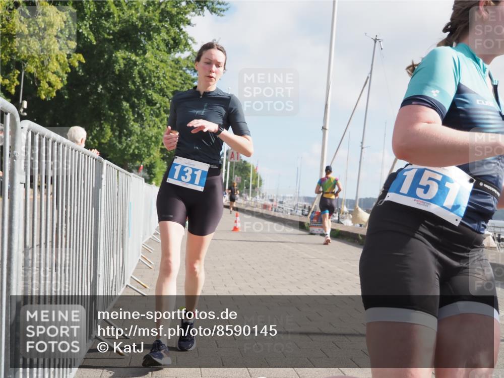 17.08.2025 - KN Förde Triathlon 2025 KatJ http://msf.ph/oto/8590145 17.08.2025 10:16:59 Laufen 131, 151, 172, 182 meine-sportfotos.de