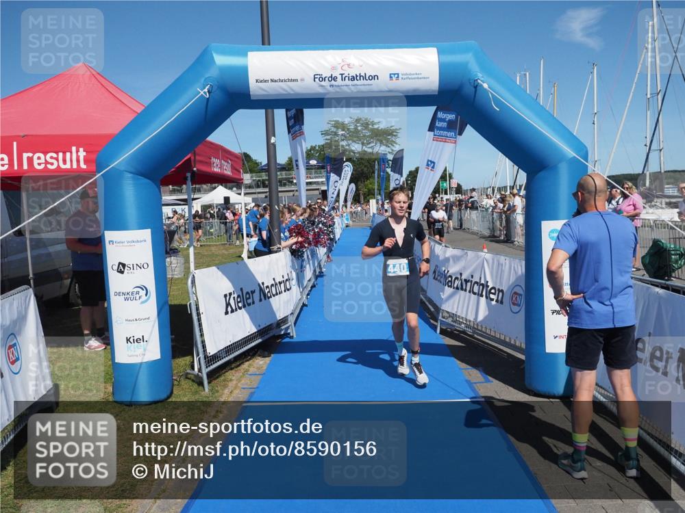 17.08.2025 - KN Förde Triathlon 2025 MichiJ http://msf.ph/oto/8590156 17.08.2025 13:49:00 Laufen 440 meine-sportfotos.de