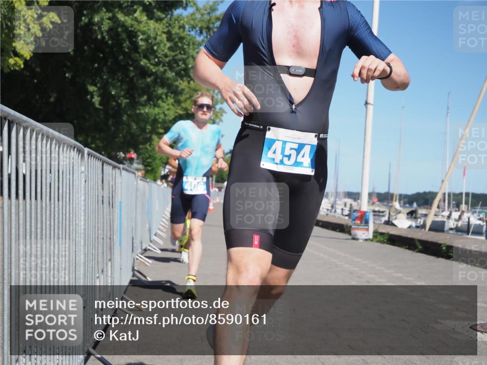 17.08.2025 - KN Förde Triathlon 2025 KatJ http://msf.ph/oto/8590161 17.08.2025 13:35:25 Laufen 406, 420, 427, 441, 454, 476, 487, 532 meine-sportfotos.de