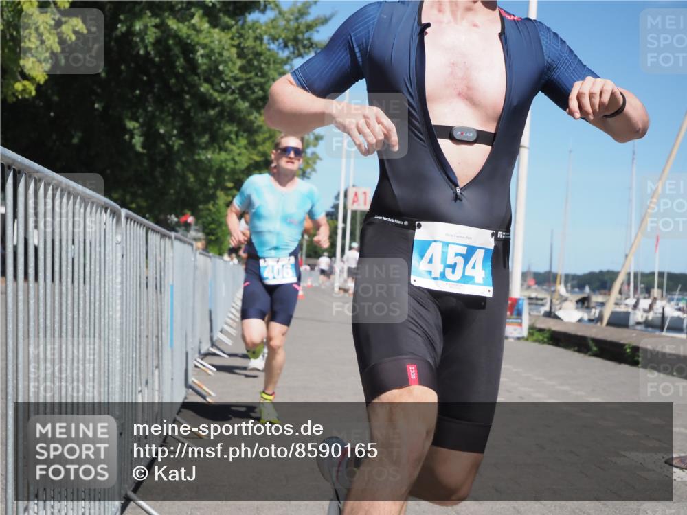 17.08.2025 - KN Förde Triathlon 2025 KatJ http://msf.ph/oto/8590165 17.08.2025 13:35:25 Laufen 406, 420, 427, 441, 454, 476, 487, 532 meine-sportfotos.de