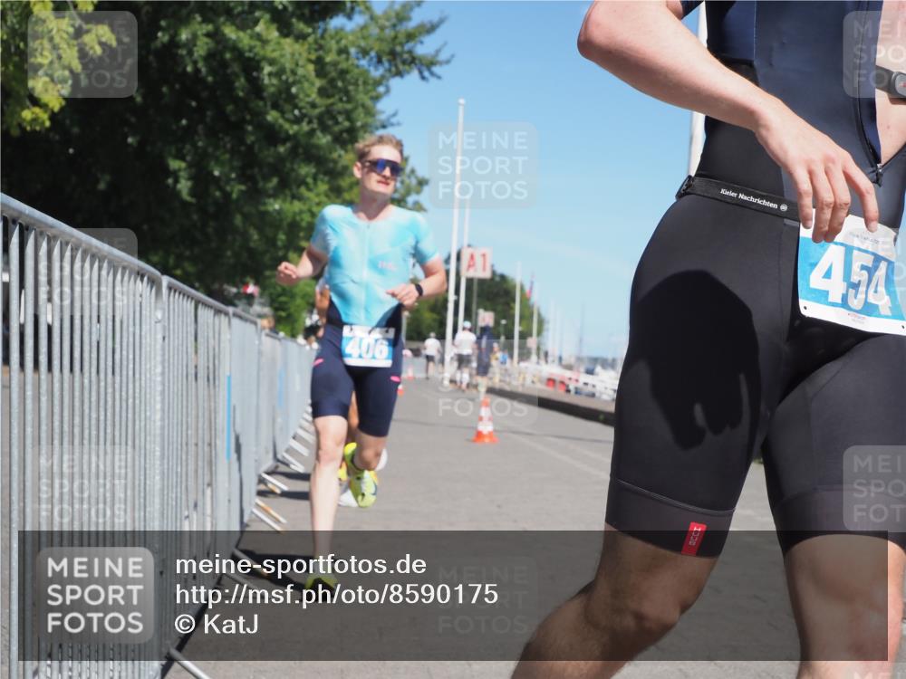 17.08.2025 - KN Förde Triathlon 2025 KatJ http://msf.ph/oto/8590175 17.08.2025 13:35:25 Laufen 406, 420, 427, 441, 454, 476, 487, 532 meine-sportfotos.de