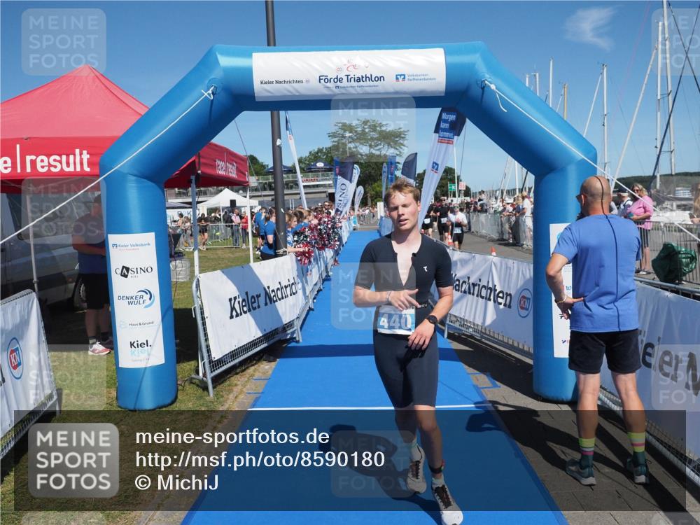 17.08.2025 - KN Förde Triathlon 2025 MichiJ http://msf.ph/oto/8590180 17.08.2025 13:49:01 Laufen 440 meine-sportfotos.de