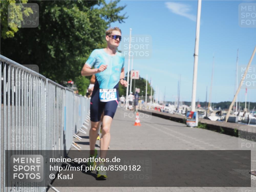 17.08.2025 - KN Förde Triathlon 2025 KatJ http://msf.ph/oto/8590182 17.08.2025 13:35:25 Laufen 406, 420, 427, 441, 454, 476, 487, 532 meine-sportfotos.de
