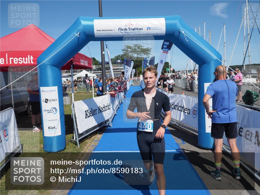 17.08.2025 - KN Förde Triathlon 2025 MichiJ http://msf.ph/oto/8590183 17.08.2025 13:49:01 Laufen 440 meine-sportfotos.de