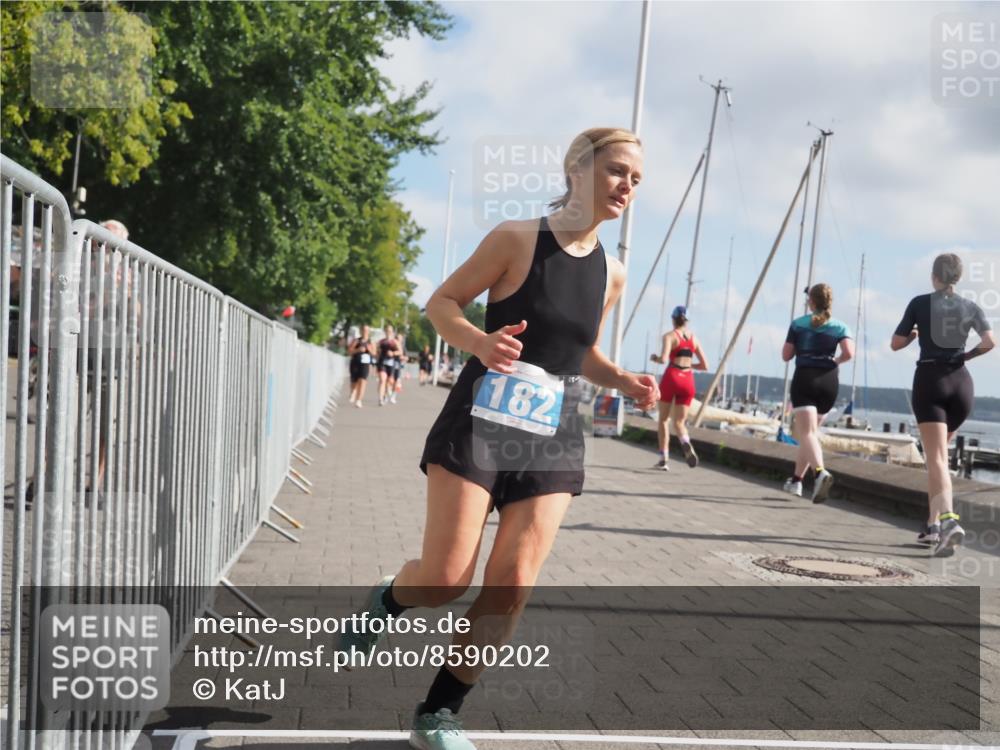 17.08.2025 - KN Förde Triathlon 2025 KatJ http://msf.ph/oto/8590202 17.08.2025 10:17:03 Laufen 130, 162, 182, 208 meine-sportfotos.de