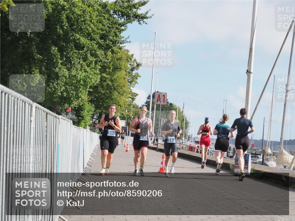 17.08.2025 - KN Förde Triathlon 2025 KatJ http://msf.ph/oto/8590206 17.08.2025 10:17:07 Laufen 130, 162, 208 meine-sportfotos.de