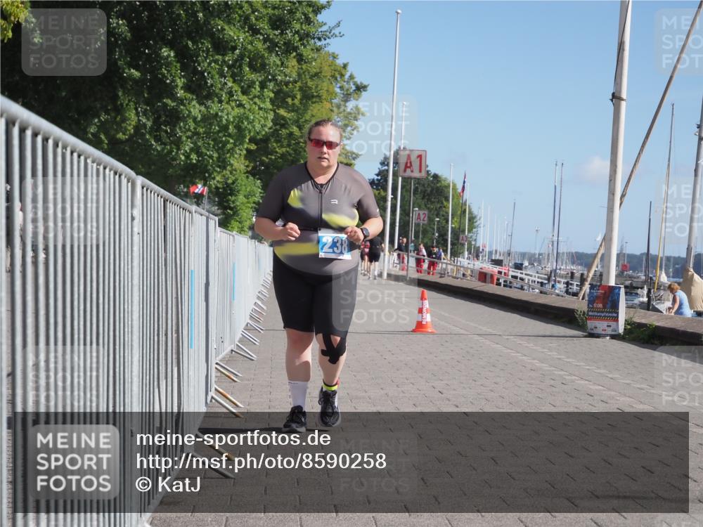 17.08.2025 - KN Förde Triathlon 2025 KatJ http://msf.ph/oto/8590258 17.08.2025 10:44:28 Laufen 238 meine-sportfotos.de