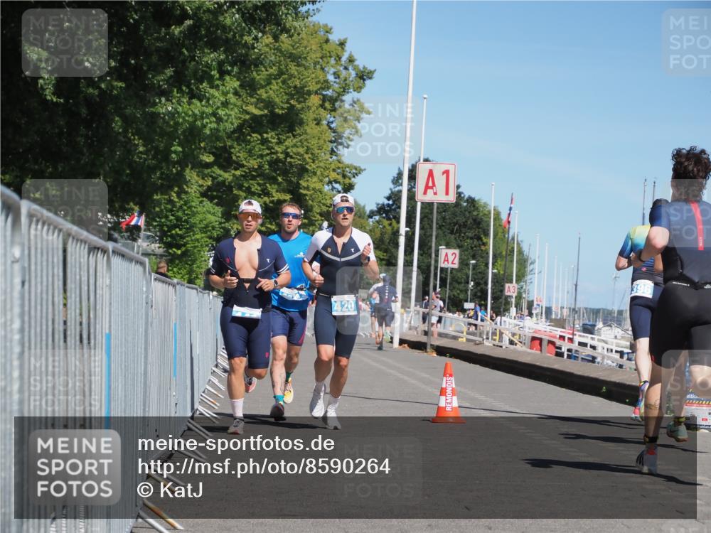 17.08.2025 - KN Förde Triathlon 2025 KatJ http://msf.ph/oto/8590264 17.08.2025 13:35:30 Laufen 420, 441, 476, 487 meine-sportfotos.de