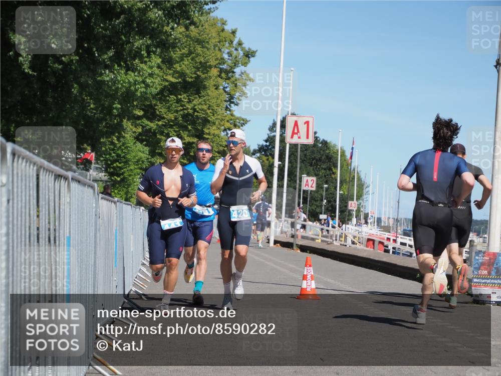 17.08.2025 - KN Förde Triathlon 2025 KatJ http://msf.ph/oto/8590282 17.08.2025 13:35:30 Laufen 420, 441, 476, 487 meine-sportfotos.de