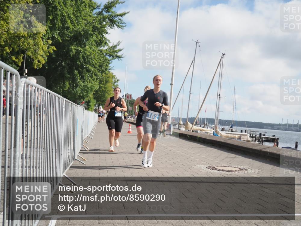17.08.2025 - KN Förde Triathlon 2025 KatJ http://msf.ph/oto/8590290 17.08.2025 10:17:10 Laufen 130, 162, 208 meine-sportfotos.de