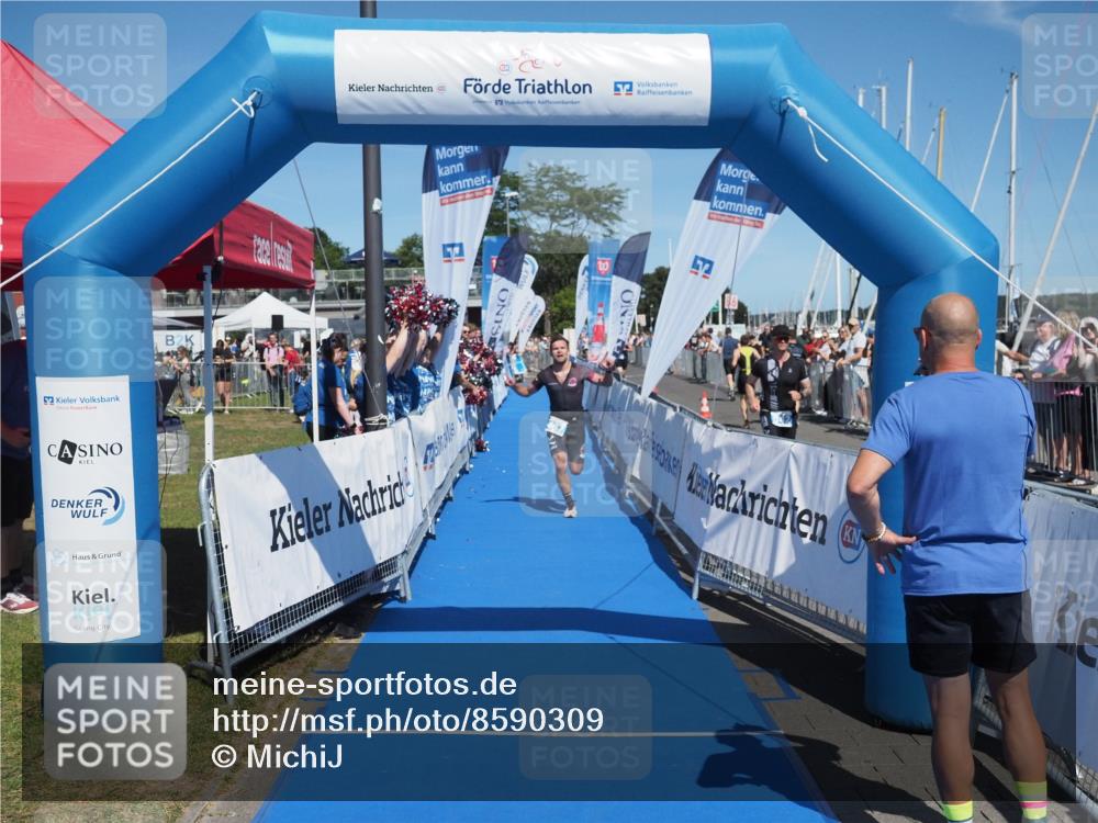 17.08.2025 - KN Förde Triathlon 2025 MichiJ http://msf.ph/oto/8590309 17.08.2025 13:49:29 Laufen 467 meine-sportfotos.de