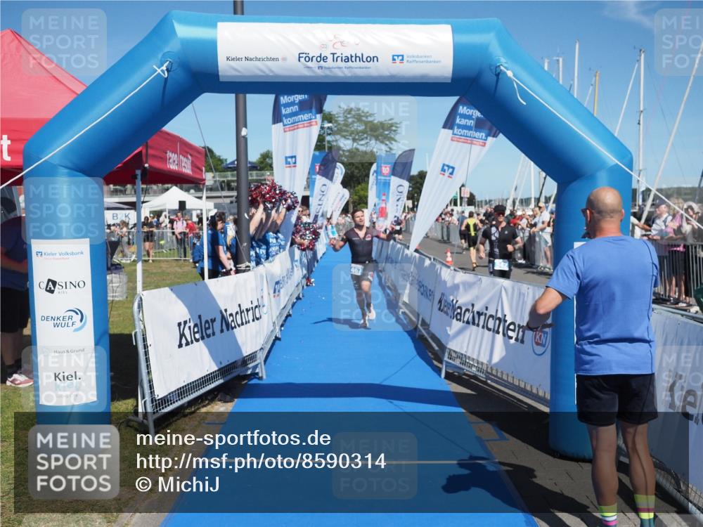 17.08.2025 - KN Förde Triathlon 2025 MichiJ http://msf.ph/oto/8590314 17.08.2025 13:49:30 Laufen 467 meine-sportfotos.de