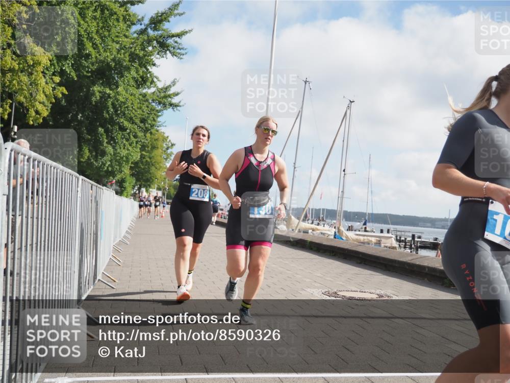 17.08.2025 - KN Förde Triathlon 2025 KatJ http://msf.ph/oto/8590326 17.08.2025 10:17:11 Laufen 130, 162, 208, 244 meine-sportfotos.de