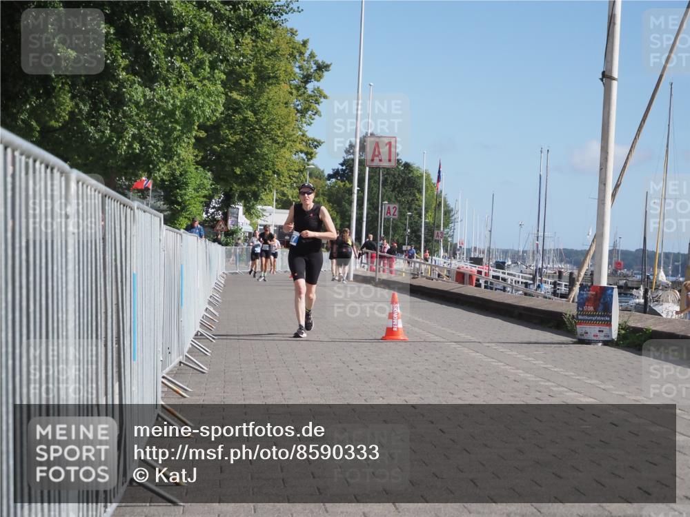 17.08.2025 - KN Förde Triathlon 2025 KatJ http://msf.ph/oto/8590333 17.08.2025 10:45:01 Laufen 197 meine-sportfotos.de