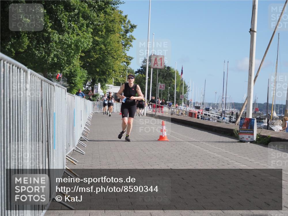 17.08.2025 - KN Förde Triathlon 2025 KatJ http://msf.ph/oto/8590344 17.08.2025 10:45:02 Laufen 197 meine-sportfotos.de