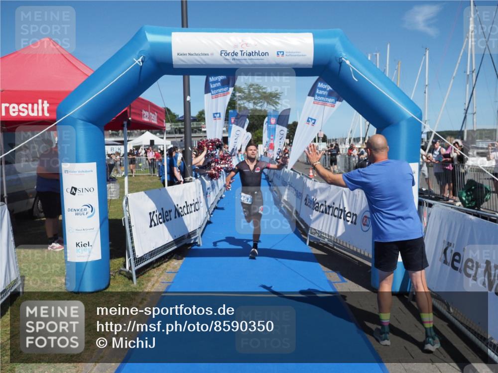 17.08.2025 - KN Förde Triathlon 2025 MichiJ http://msf.ph/oto/8590350 17.08.2025 13:49:30 Laufen 467 meine-sportfotos.de