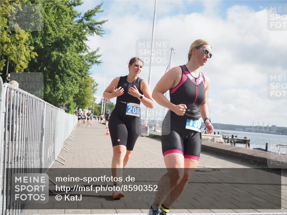 17.08.2025 - KN Förde Triathlon 2025 KatJ http://msf.ph/oto/8590352 17.08.2025 10:17:12 Laufen 130, 162, 208, 244 meine-sportfotos.de