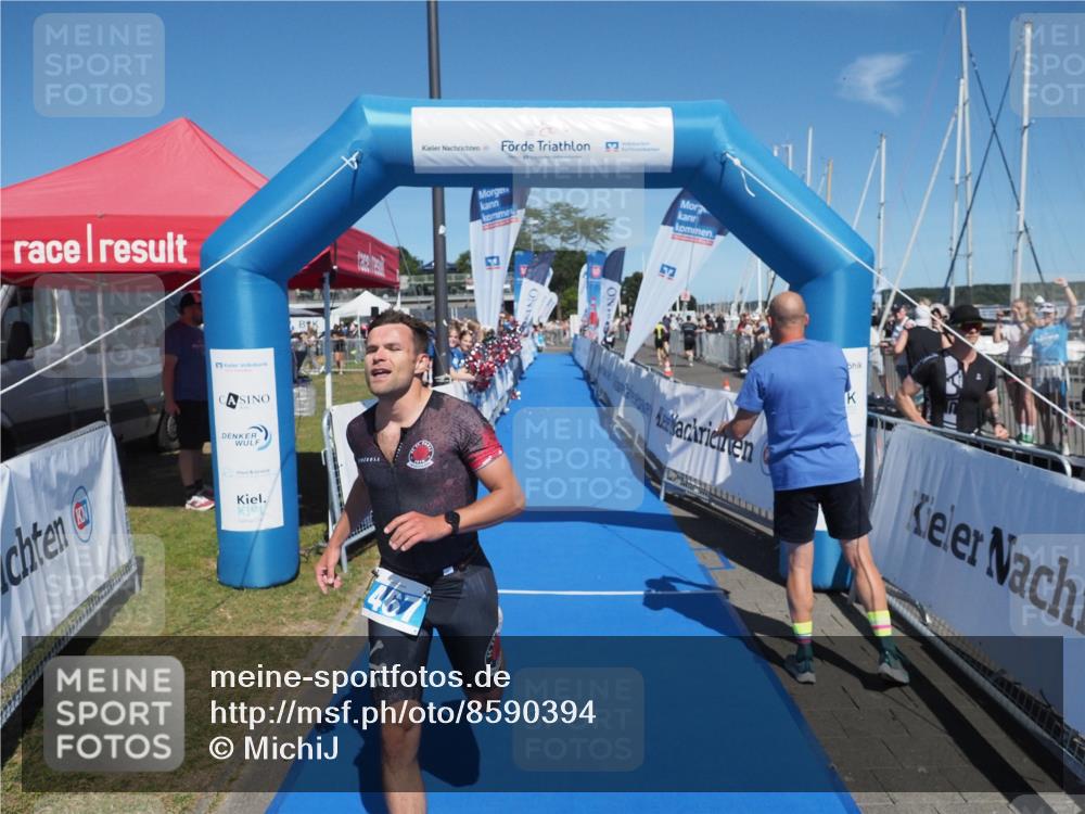 17.08.2025 - KN Förde Triathlon 2025 MichiJ http://msf.ph/oto/8590394 17.08.2025 13:49:32 Laufen 467 meine-sportfotos.de