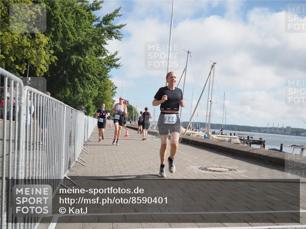 17.08.2025 - KN Förde Triathlon 2025 KatJ http://msf.ph/oto/8590401 17.08.2025 10:17:21 Laufen 103, 176, 180, 244 meine-sportfotos.de