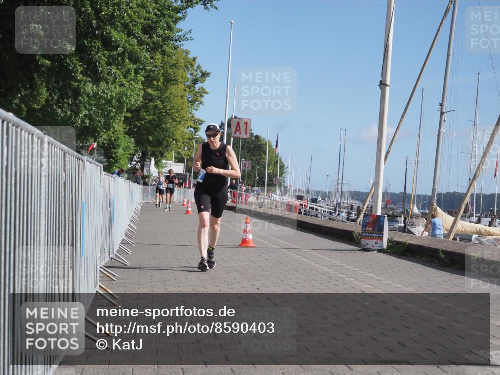17.08.2025 - KN Förde Triathlon 2025 KatJ http://msf.ph/oto/8590403 17.08.2025 10:45:04 Laufen 197 meine-sportfotos.de