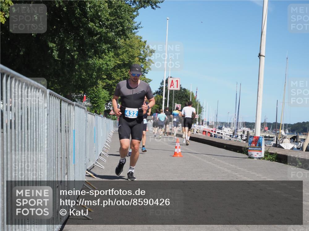 17.08.2025 - KN Förde Triathlon 2025 KatJ http://msf.ph/oto/8590426 17.08.2025 13:35:37 Laufen 424, 432, 476, 500 meine-sportfotos.de