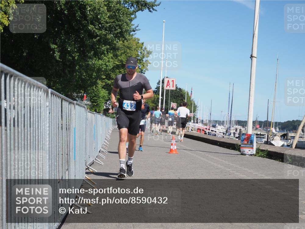 17.08.2025 - KN Förde Triathlon 2025 KatJ http://msf.ph/oto/8590432 17.08.2025 13:35:38 Laufen 424, 432, 500 meine-sportfotos.de