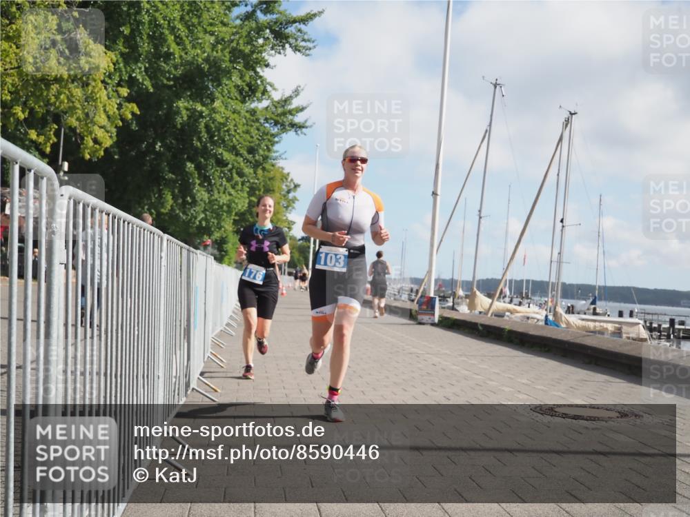 17.08.2025 - KN Förde Triathlon 2025 KatJ http://msf.ph/oto/8590446 17.08.2025 10:17:23 Laufen 103, 176, 180, 244 meine-sportfotos.de