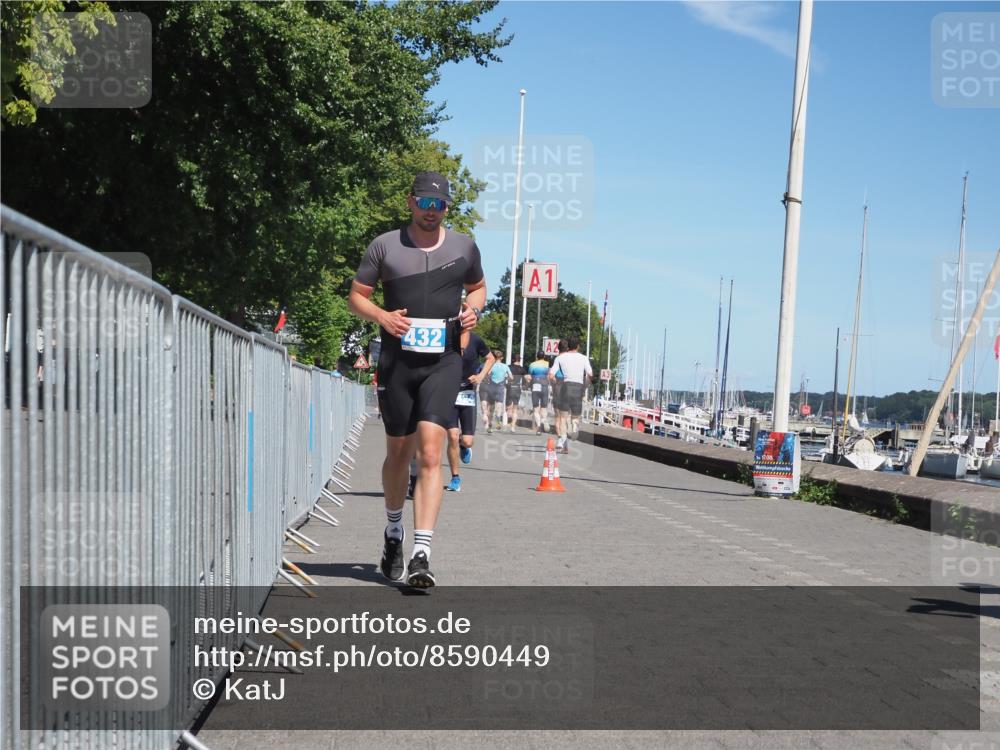 17.08.2025 - KN Förde Triathlon 2025 KatJ http://msf.ph/oto/8590449 17.08.2025 13:35:38 Laufen 424, 432, 500 meine-sportfotos.de