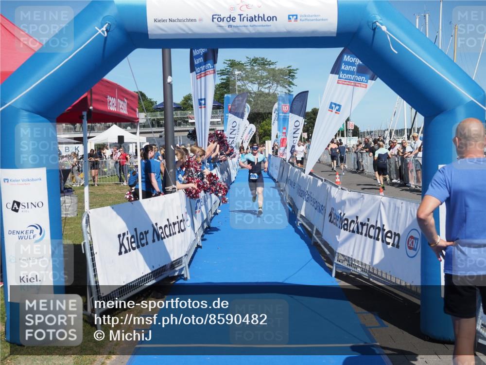 17.08.2025 - KN Förde Triathlon 2025 MichiJ http://msf.ph/oto/8590482 17.08.2025 13:49:45 Laufen 461 meine-sportfotos.de