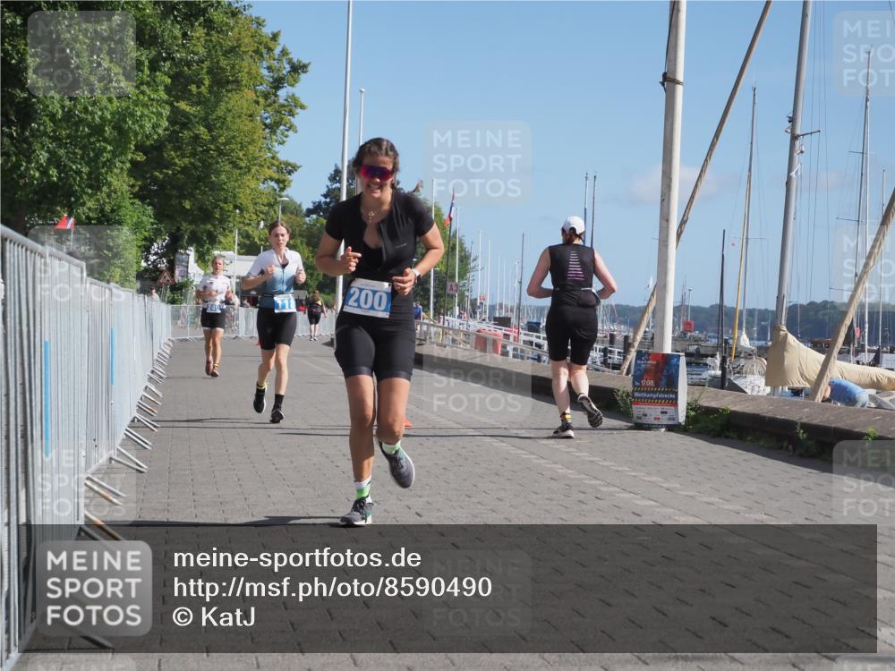 17.08.2025 - KN Förde Triathlon 2025 KatJ http://msf.ph/oto/8590490 17.08.2025 10:45:17 Laufen 118, 200 meine-sportfotos.de