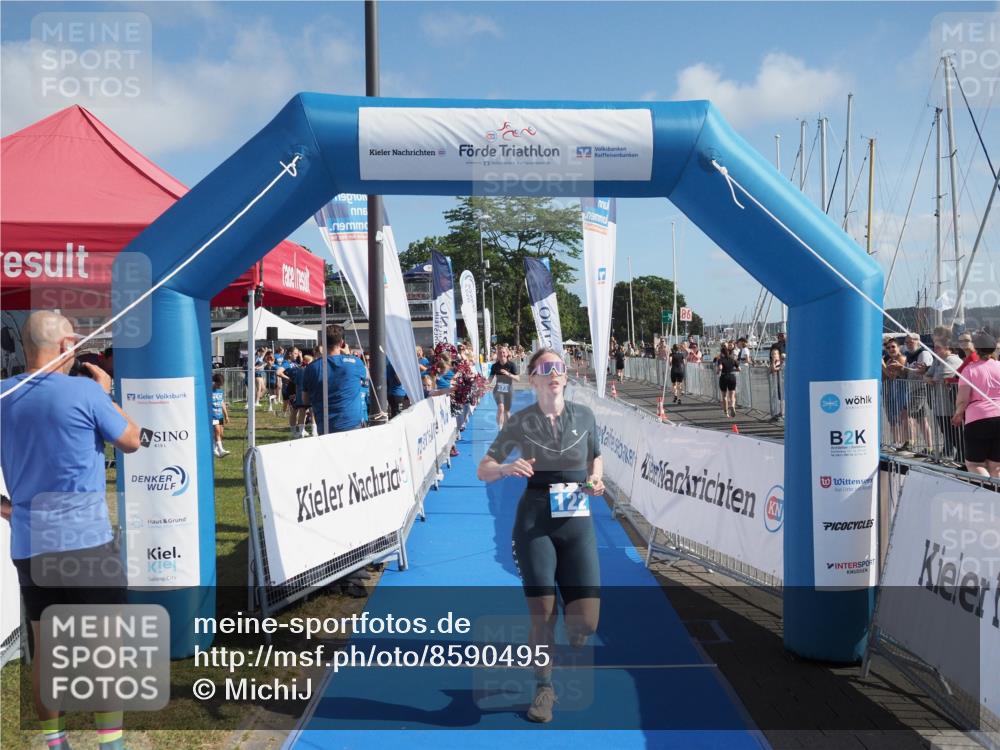 17.08.2025 - KN Förde Triathlon 2025 MichiJ http://msf.ph/oto/8590495 17.08.2025 10:32:14 Laufen 122, 173 meine-sportfotos.de
