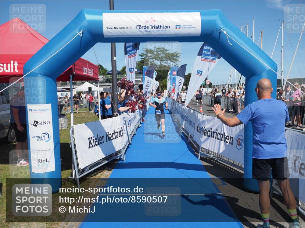 17.08.2025 - KN Förde Triathlon 2025 MichiJ http://msf.ph/oto/8590507 17.08.2025 13:49:46 Laufen 461 meine-sportfotos.de