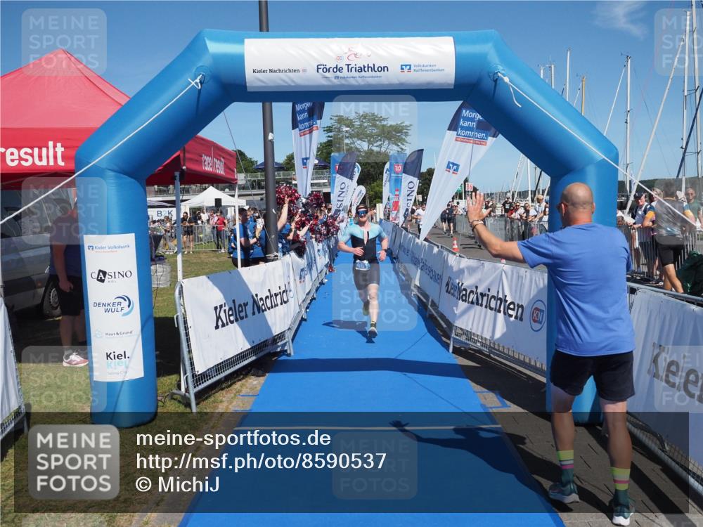 17.08.2025 - KN Förde Triathlon 2025 MichiJ http://msf.ph/oto/8590537 17.08.2025 13:49:47 Laufen 461 meine-sportfotos.de