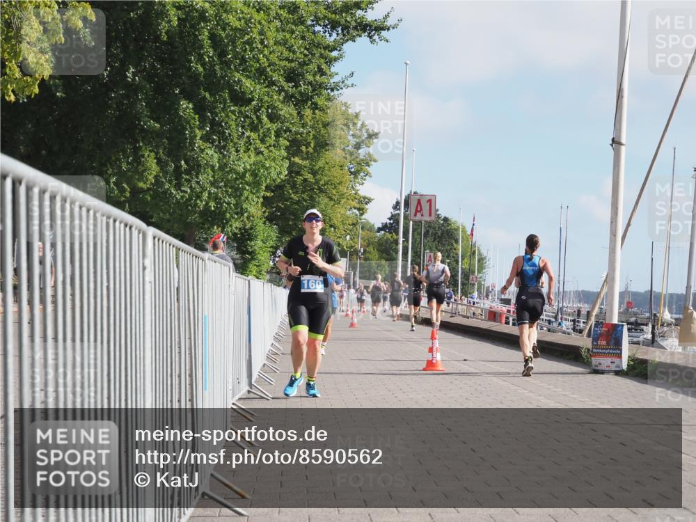 17.08.2025 - KN Förde Triathlon 2025 KatJ http://msf.ph/oto/8590562 17.08.2025 10:17:35 Laufen 102, 160, 186 meine-sportfotos.de