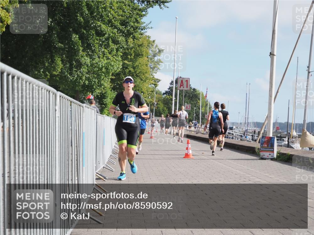 17.08.2025 - KN Förde Triathlon 2025 KatJ http://msf.ph/oto/8590592 17.08.2025 10:17:36 Laufen 102, 160, 186 meine-sportfotos.de