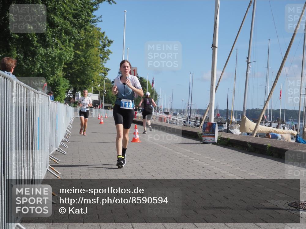17.08.2025 - KN Förde Triathlon 2025 KatJ http://msf.ph/oto/8590594 17.08.2025 10:45:21 Laufen 118, 200, 249 meine-sportfotos.de